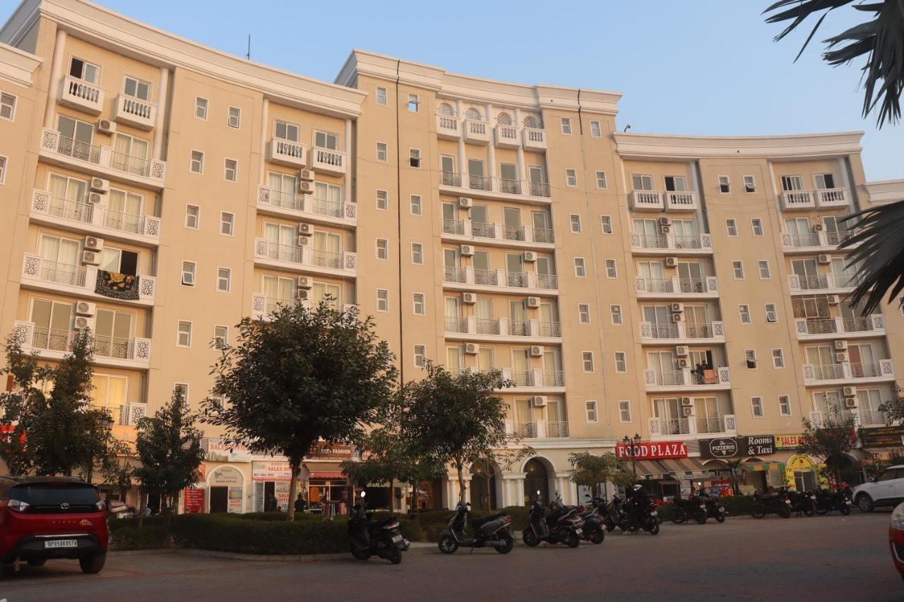 Shridham Holiday Vrindāvan Exterior foto